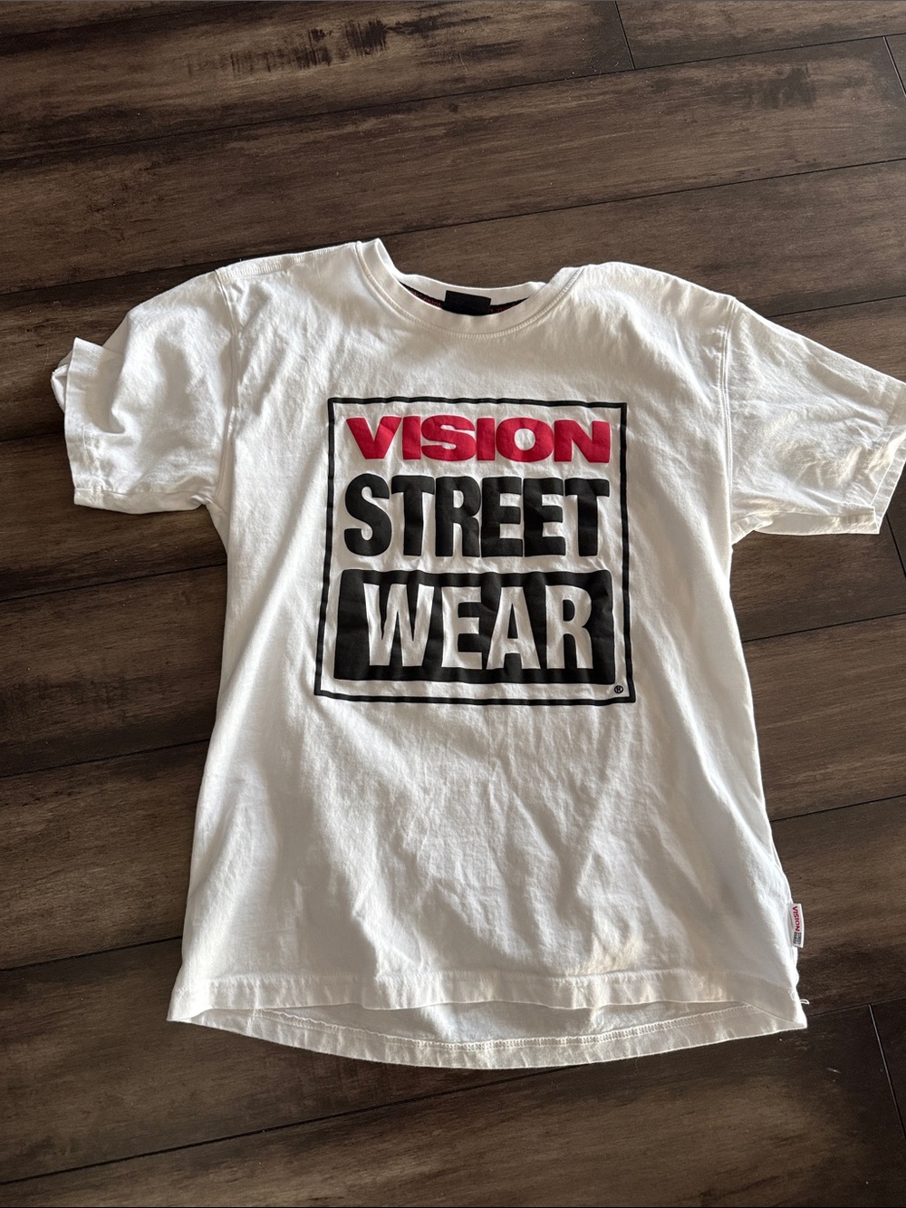 Vision Street Wear Men’s White Long Sleeve Graphic Teevisiln street wear